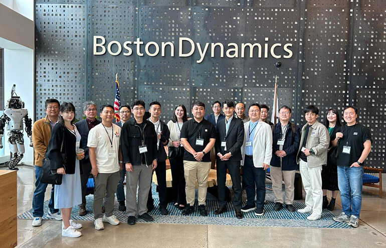 South Korean startups visited local companies including Boston Dynamics.